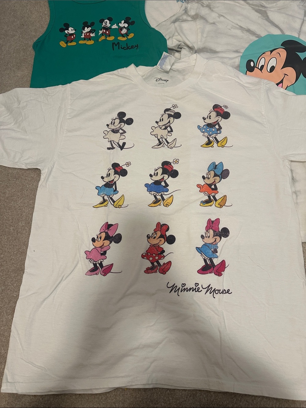 Disney bundle - Picture 2 of 13